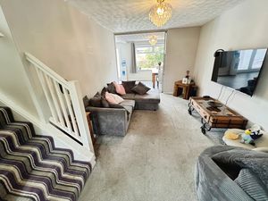 Lounge- click for photo gallery